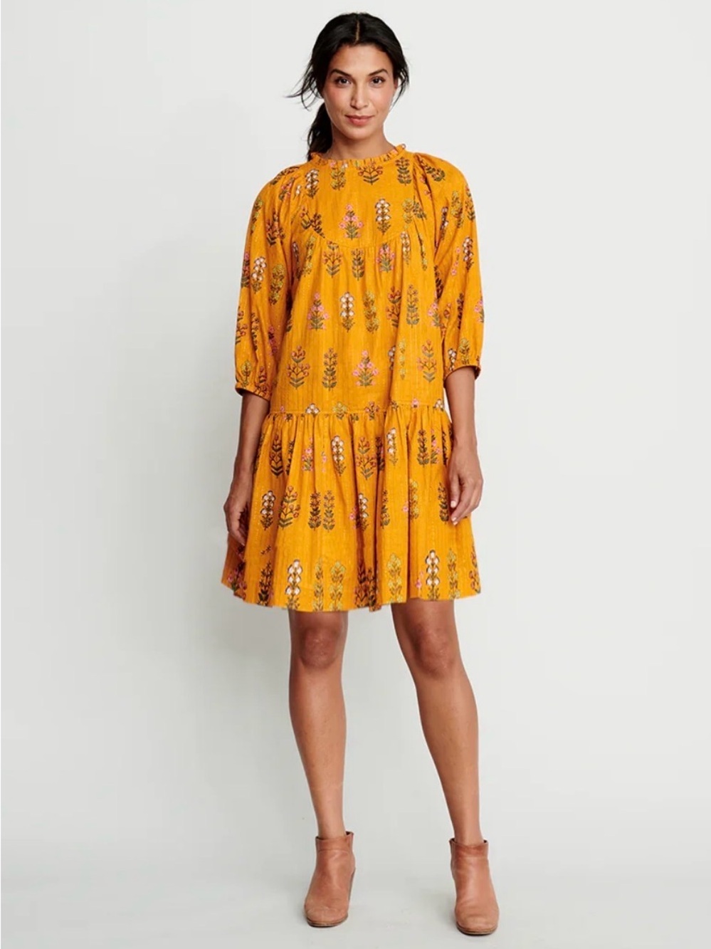 Pink Chicken Brayden Dress Size Medium in Gold Field Floral Cotton